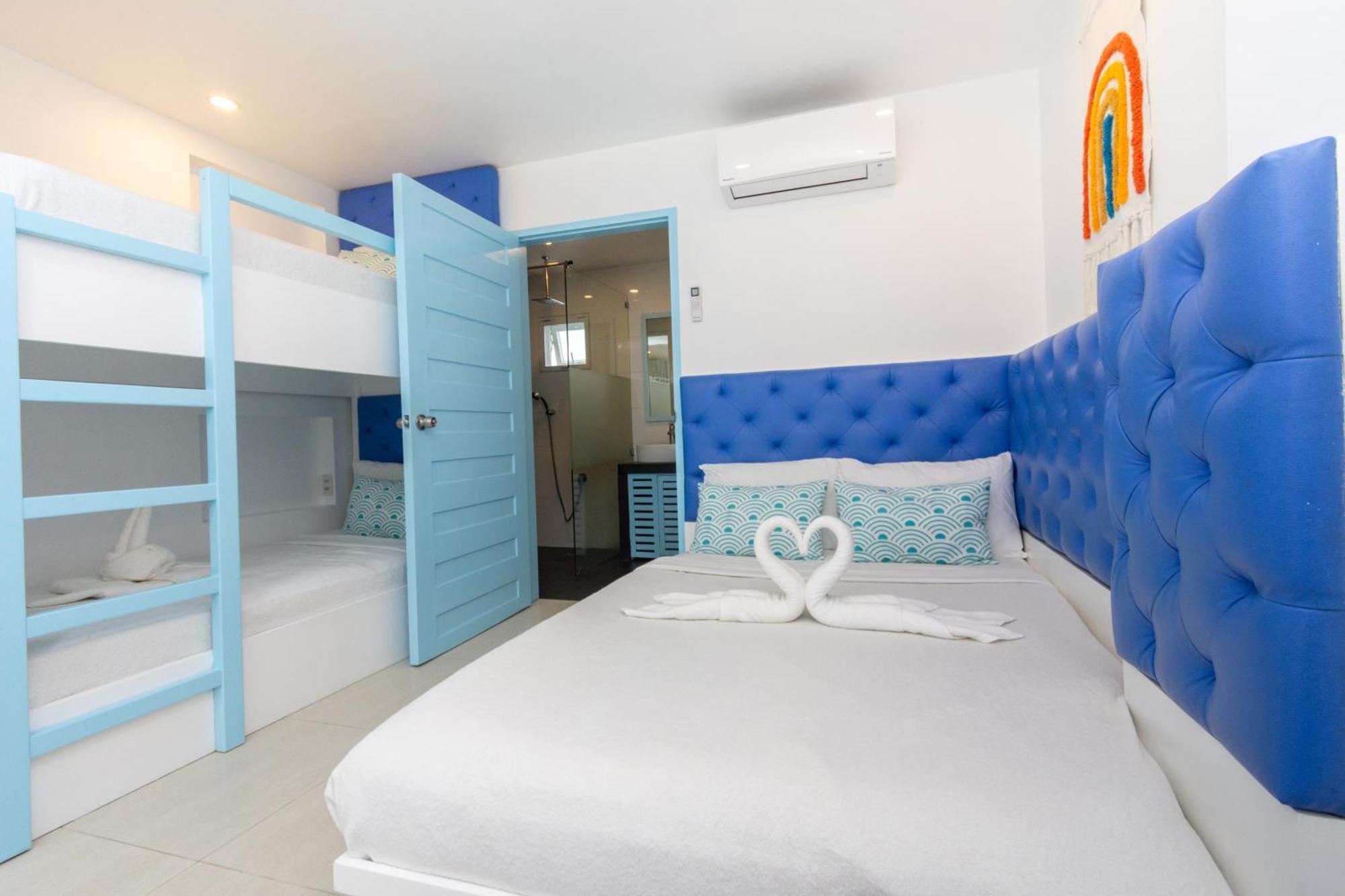 Indila Boracay